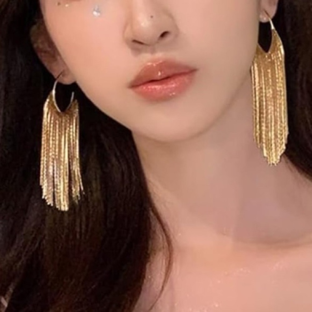 Elegant Gold Tassel Earrings - Picture 2 of 5